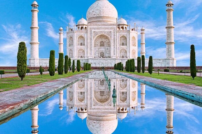Discover the Wonders of the Taj Mahal and Delhi on a Memorable Tour